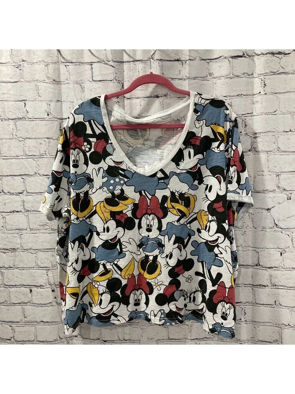 Ladies Disney tee shirt Size 4XL